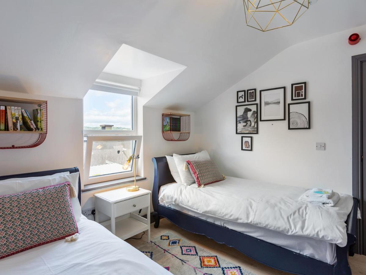 Macs Townhouse Dungarvan Dungarvan  Eksteriør bilde